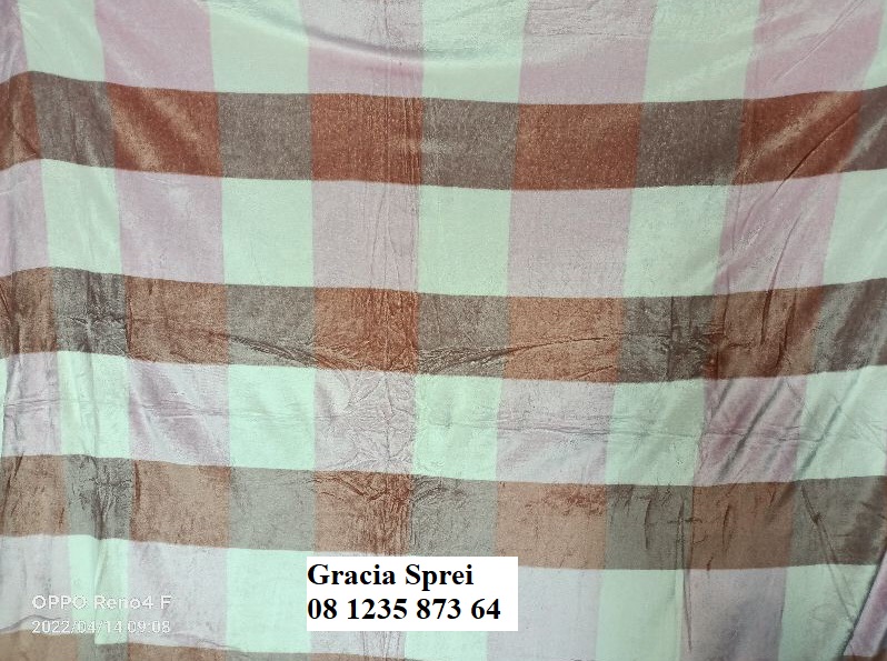<p>Selimut Ice Cream dengan merek Nathania bahan s